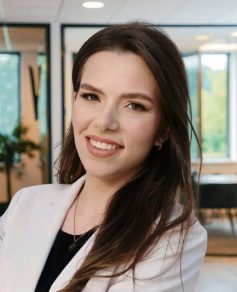 Medewerkers foto's (1633 x 2042 px) (11) (1)